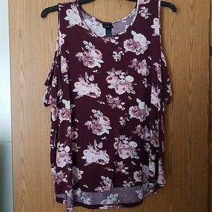 Short sleeve top